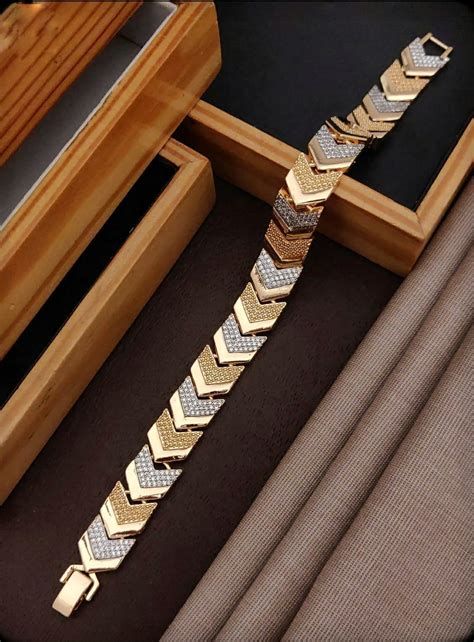 Claim Elegant Gold Diamond Bracelet – Shop Luxe Today