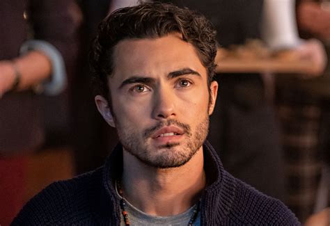 Darren Barnet on Love Hard and Making a Christmas Rom-Com with Nina Dobrev