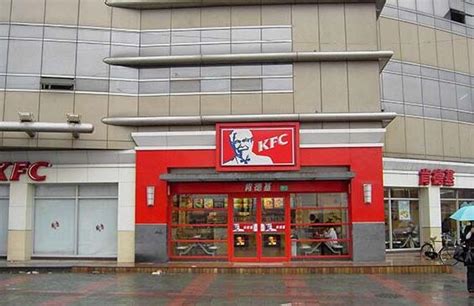 7天内第二家KFC加盟店开张！中石化易捷进入快速“吃鸡”节奏_搜狐汽车_搜狐网