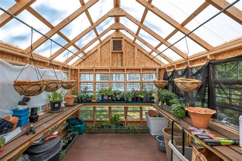 Dig In to These Gorgeous Greenhouses and Gardens | Maine Real Estate Blog