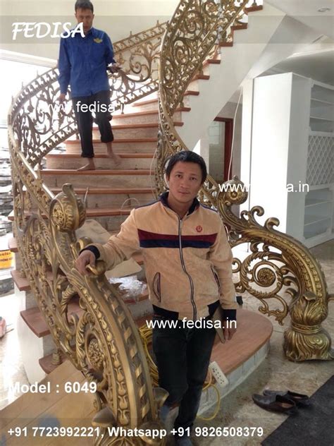 Luxury Classic Temporary Wood Stairs Curved Wood Railing Best Wood For ...