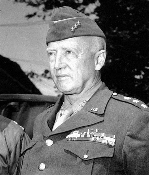 巴顿将军上色彩照：二战中，率先一鼓作气打进德国本土的美国将军 - 每日头条
