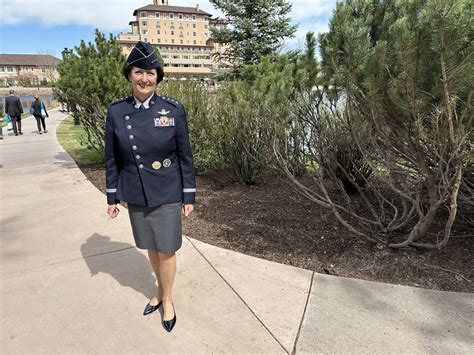 U.S. Space Force Dress Uniform 的图像结果