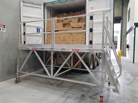 Mobile Mini Container Unloading 的图像结果