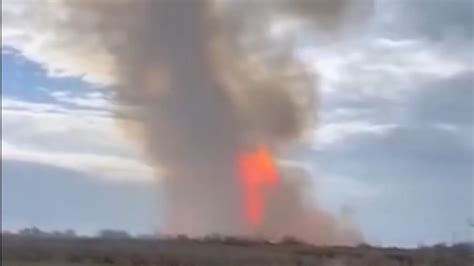 Louisiana pipeline explosion: Watch as natural gas pipeline explodes in ...