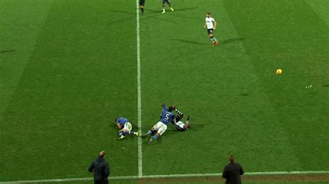 WATCH: Jermaine Beckford sees red three minutes into his comeback from ...