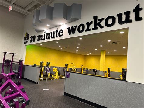 Planet Fitness Opens A Day Early At Warwick Square; Take A Look Inside ...