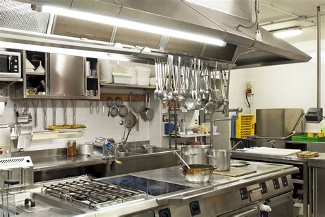 Keeping a Cleaner Commercial Kitchen - Halo Restoration Services