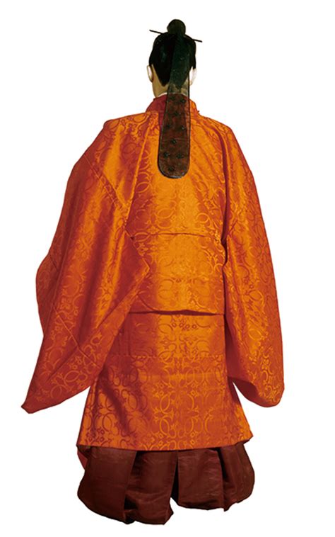 殿上人冬の衣冠 | 日本服飾史