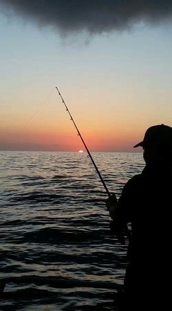 Mako Fishing Charters (Lakes Entrance) - 2021 What to Know Before You ...