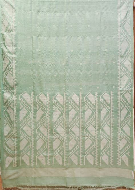 Balaram Saha: Pastel Green Gachhi Tussar Jamdani Saree- A Handwoven Ge