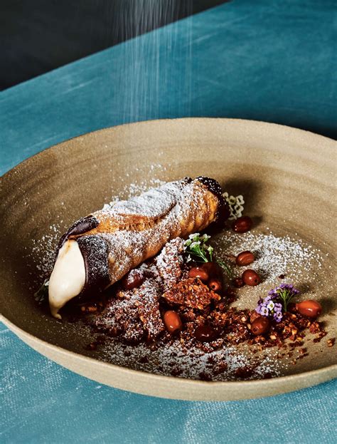 Apple Cannoli - Taste Canada