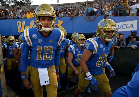 UCLA football players remain united going into the bye week - Daily News