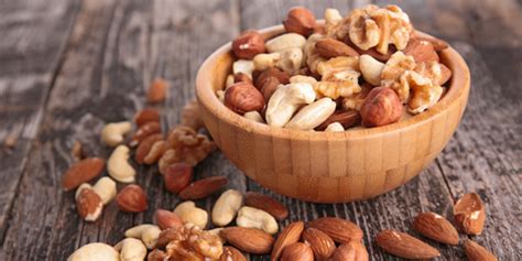 Buy the best & exotic dry fruits in Noida & Delhi NCR – Debon
