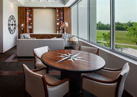 Conference Table Jpg 的图像结果