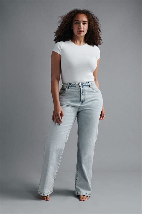 Women's Curvy Fit Jeans | Women's Jeans | Cotton On