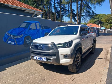 2021 TOYOTA HILUX 2,8 GD6 LEGEND DOUBLE CAB 4X4 | TJ Auto Used Cars