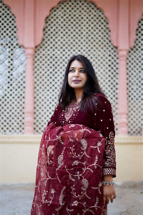 Heavy Dupatta Maroon Velvet Suit – The Boho Couture India