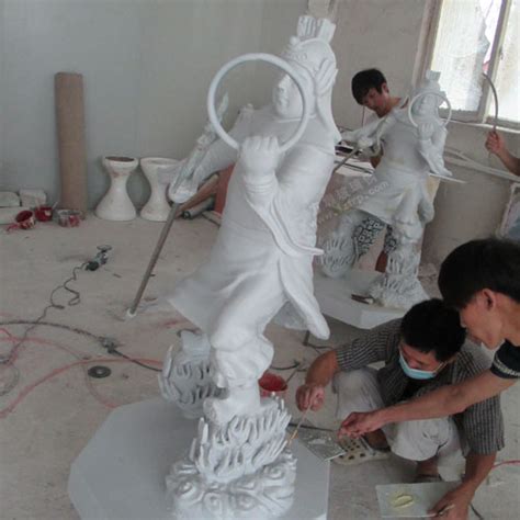 玻璃钢雕塑厂家告诉你 玻璃钢雕塑漆喷涂施工及上色流程-方圳雕塑厂
