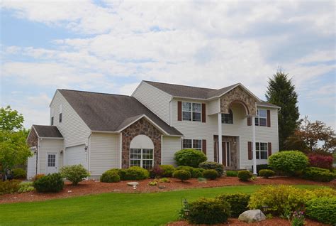 Pastures Neighborhood | Cicero NY Real Estate | 5 Bedroom Colonial ...