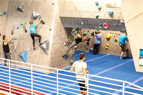 Corporate Outings - Climb Iowa