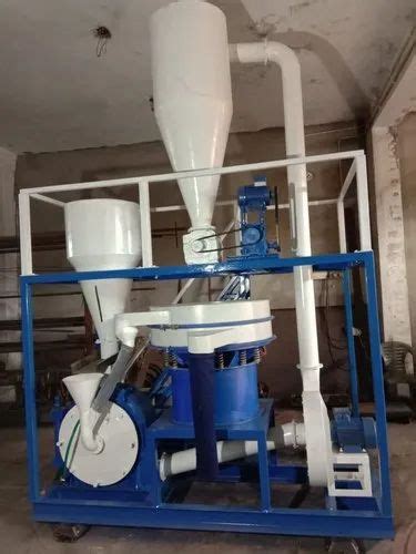 Rotomolding Machines - Plastic Pulverizer Machine Manufacturer from ...