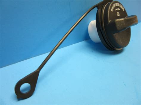 Gas Fuel Tank Cap OEM FORD For EXPLORER FREESTYLE TAURUS MOUNTAINEER ...
