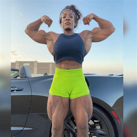 Margie Martin : r/BigArms