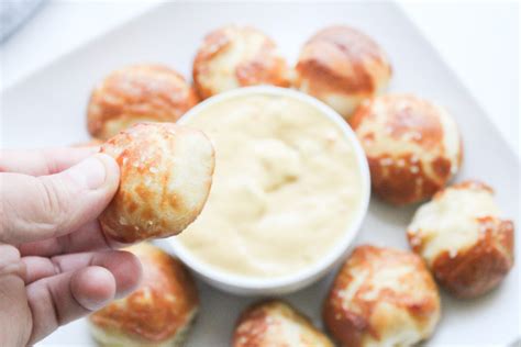 Homemade King's Hawaiian Pretzel Bites Recipe