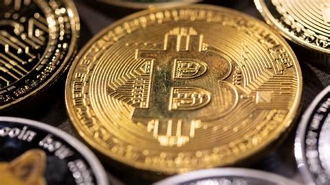 As Bitcoin price drop hits 30% mark, Marathon Digital, Riot lead ...