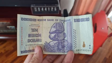 I always carry 10 billion dollars in my wallet. : r/Money