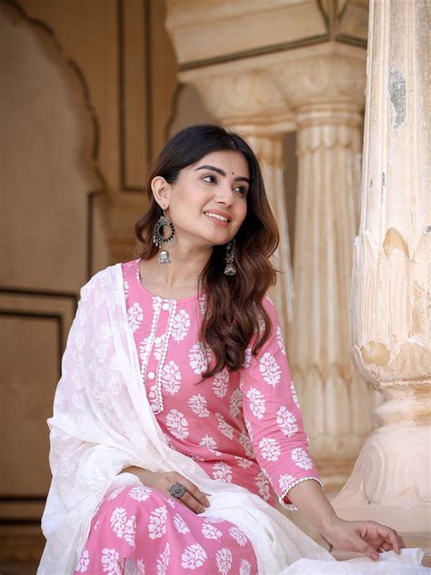 Buy ethnic & stylish office wear suit sets for women online – Yufta Store