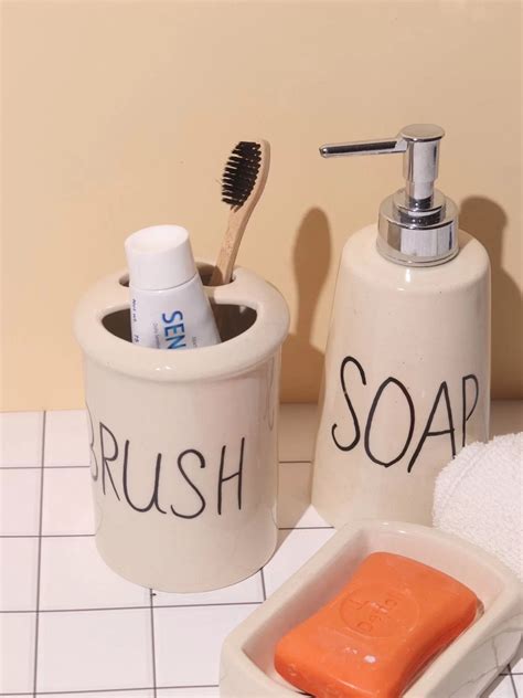 BRUSH SOAP WASH ceramic bathroom accessories set (3 pieces set ...