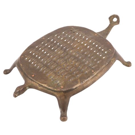 Indian-Shelf Handmade Vocalforlocal Vintage Brass Tortoise Shape Grater ...