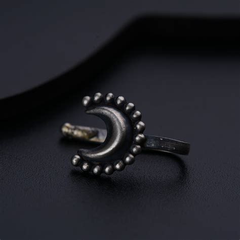 Chandrakor Big Clip On Nosepin | House of Aadyaa