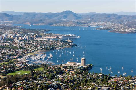 Hobart Tas Australia , University of Tasmania – TIXE