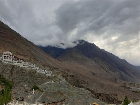 Breathtaking view of the himalayas exploring the culture and landscapes ...