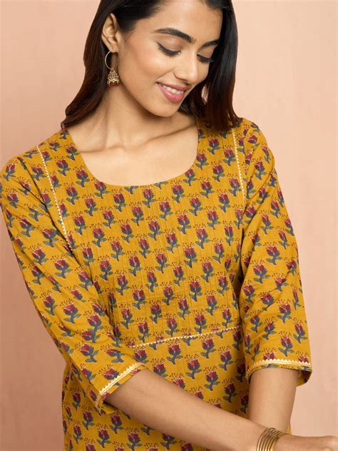 Women's Mustard Floral Pleated Kurta – vastramay