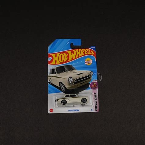 Hot Wheels 2025 Lotus Cortina Diecast Car – The World Of Nerds