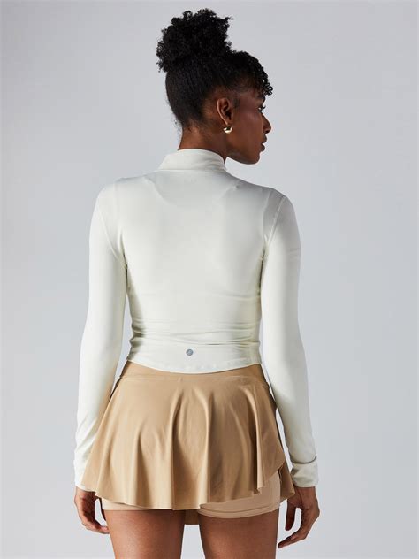 Ivory Sculptor Jacket – CAVA Athleisure Pvt Ltd