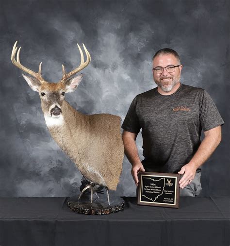 Mears Whitetail Forms | Whitetail Taxidermy Forms