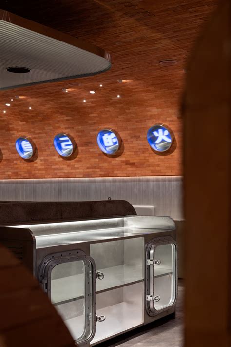 YINJISPACE - YOUNG Design x Art Red Brick Hot Pot Store