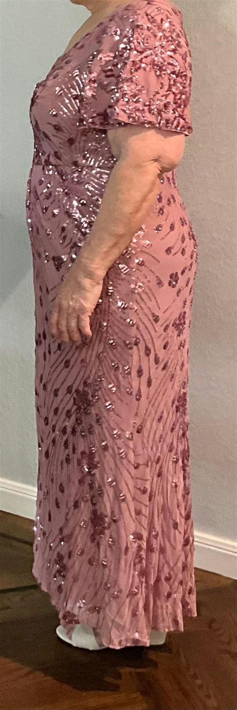 Plus Size Elegant Sequin V-Neck Flutter Sleeve Formal Dress for ...