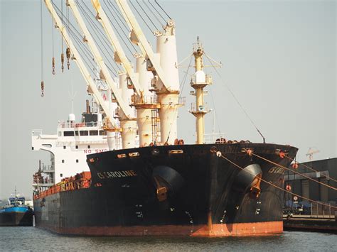 Geared vessel - Ocean freight training - Your logistics learning plan