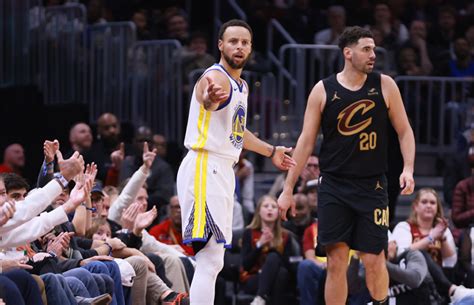 Doctors React To Latest Steph Curry Hamstring Injury Status In Playoffs