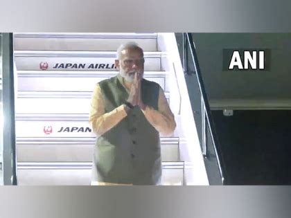 जी7 समूह सम्मेलनः हिरोशिमा पहुंचे पीएम मोदी, 40 से अधिक कार्यक्रमों में ...