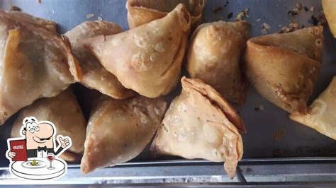 Punjabi Jaika (Amratsari Special Chur Chur Naan Kulche), New Delhi ...