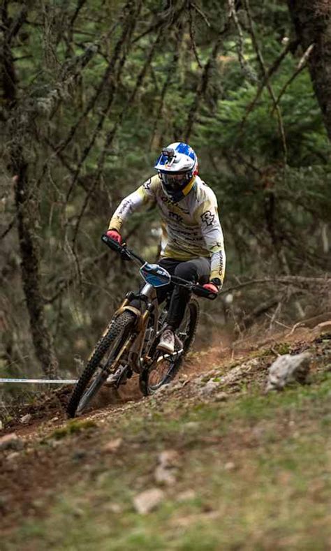 Martin Maes: MTB enduro – Red Bull Athlete Profile Page