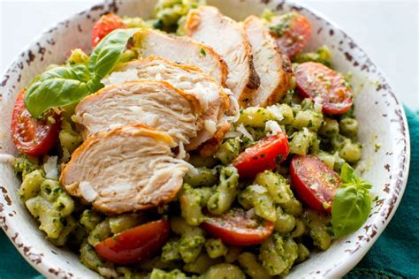 Grilled Chicken Kale Pesto Recipe | LynneCurry