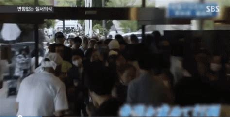 Image result for Animation of Queue Algorithm GIF